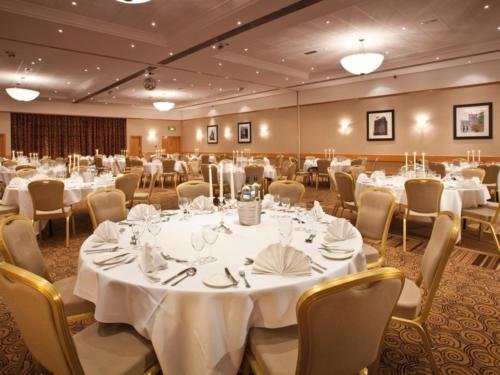 crowne-plaza-chester-2869559134-4x3